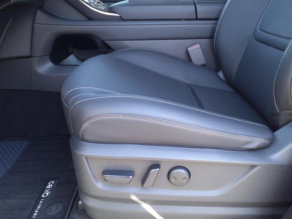 new 2025 INFINITI QX80 car, priced at $75,551