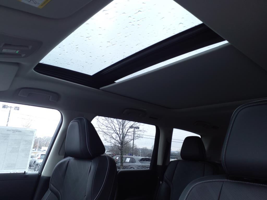 new 2025 INFINITI QX80 car, priced at $81,528