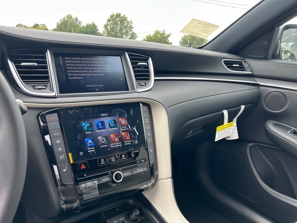 new 2025 INFINITI QX55 car, priced at $45,921