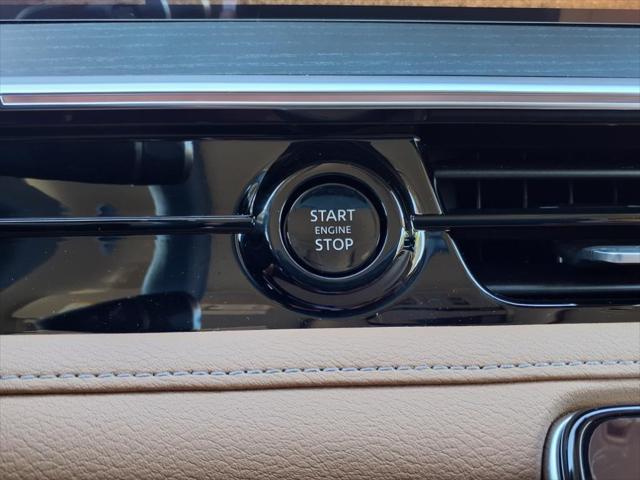 new 2025 INFINITI QX80 car