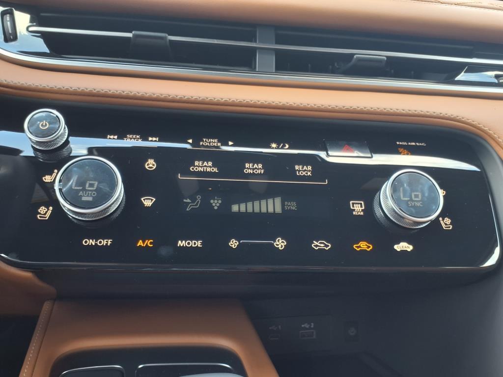 new 2025 INFINITI QX60 car, priced at $59,550