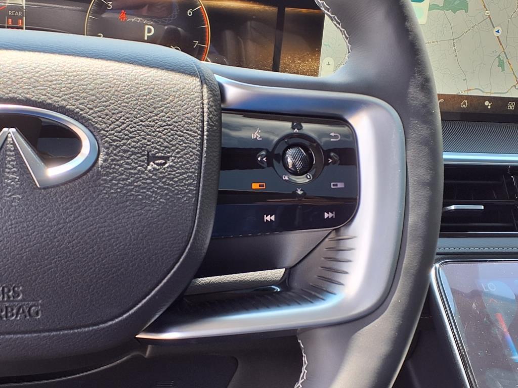 new 2025 INFINITI QX80 car, priced at $81,206