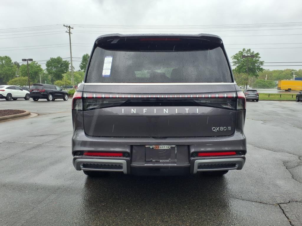 new 2025 INFINITI QX80 car