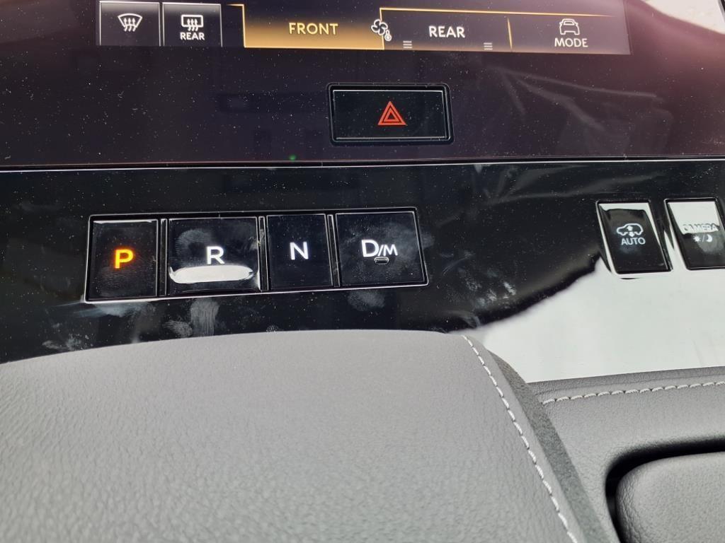 new 2025 INFINITI QX80 car