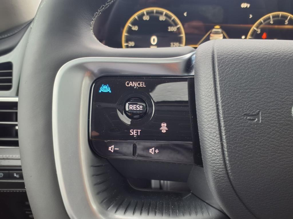 new 2025 INFINITI QX80 car