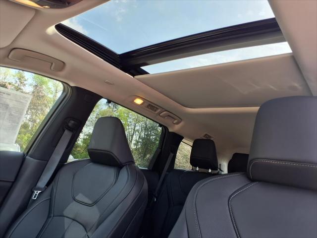 new 2025 INFINITI QX60 car, priced at $60,680