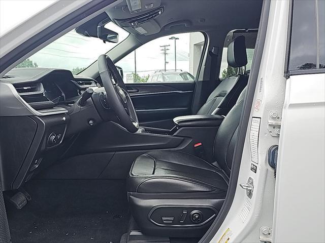 used 2023 Jeep Grand Cherokee car, priced at $34,988