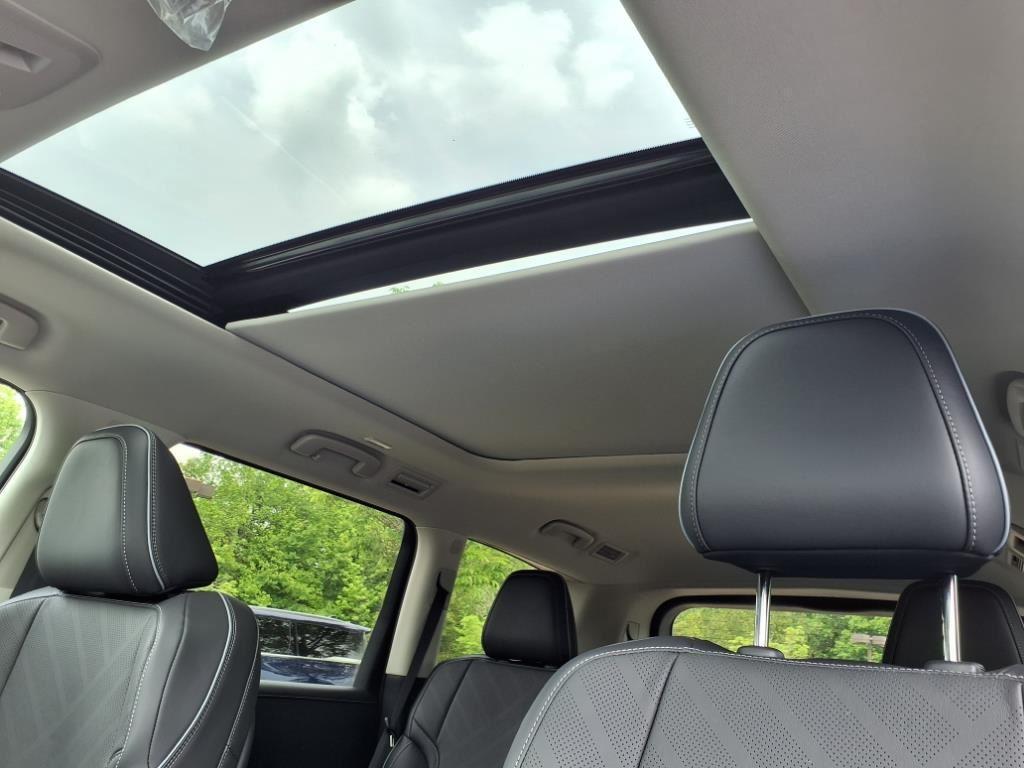 new 2025 INFINITI QX80 car