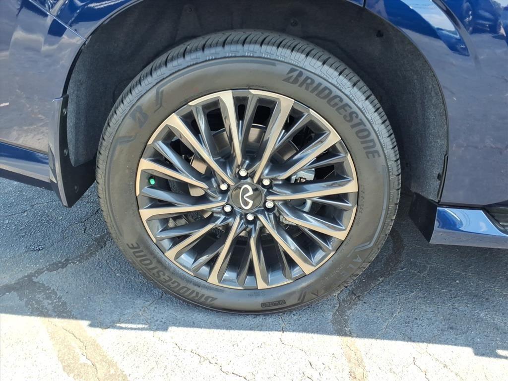new 2025 INFINITI QX80 car