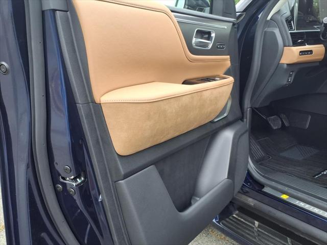 new 2025 INFINITI QX80 car