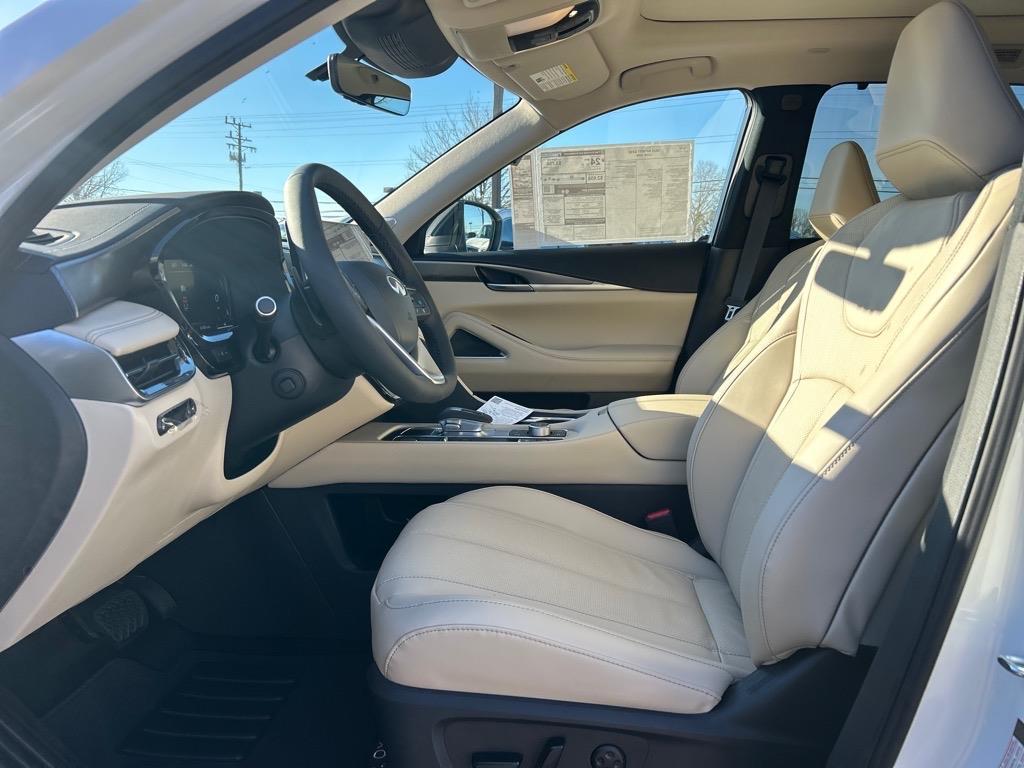 new 2025 INFINITI QX60 car, priced at $54,228
