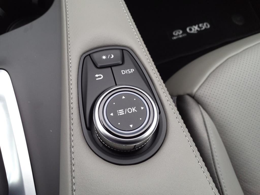 new 2025 INFINITI QX50 car, priced at $43,673