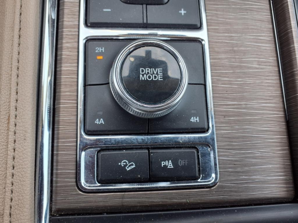 used 2024 Ford Expedition car, priced at $51,497