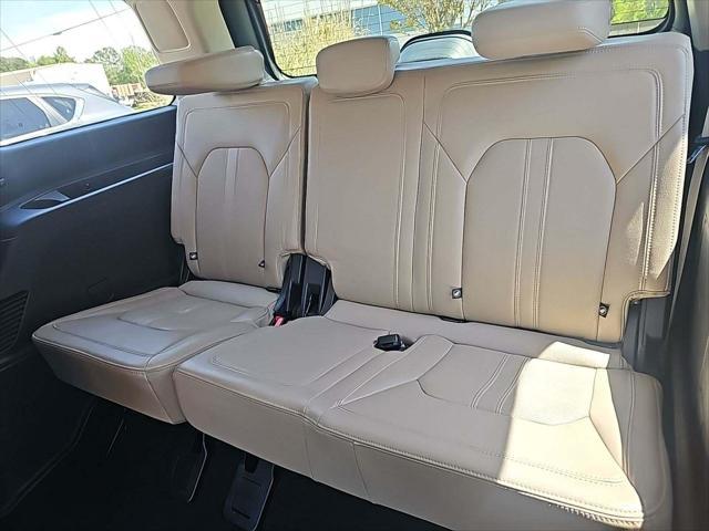 used 2024 Ford Expedition car, priced at $55,877
