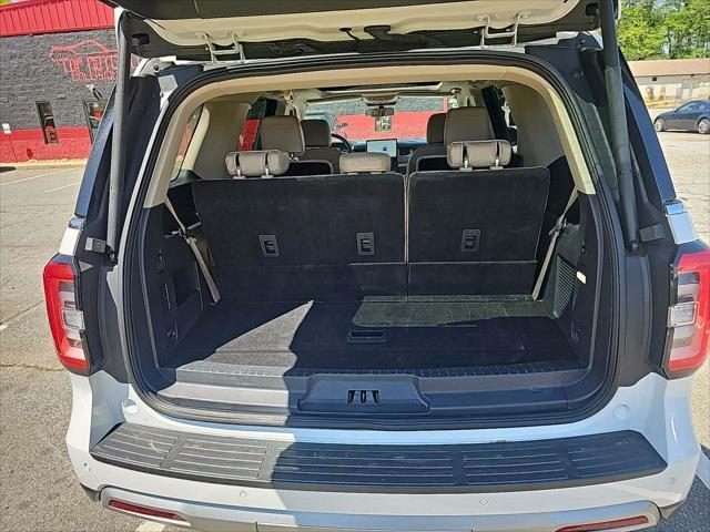 used 2024 Ford Expedition car, priced at $55,877