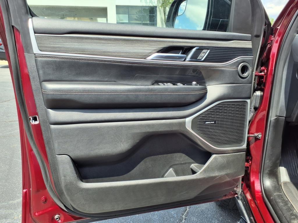 used 2023 Jeep Wagoneer L car, priced at $35,888