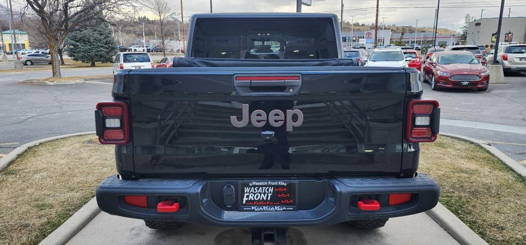 used 2022 Jeep Gladiator car, priced at $35,395