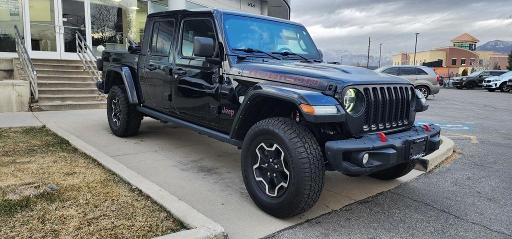 used 2022 Jeep Gladiator car, priced at $35,395