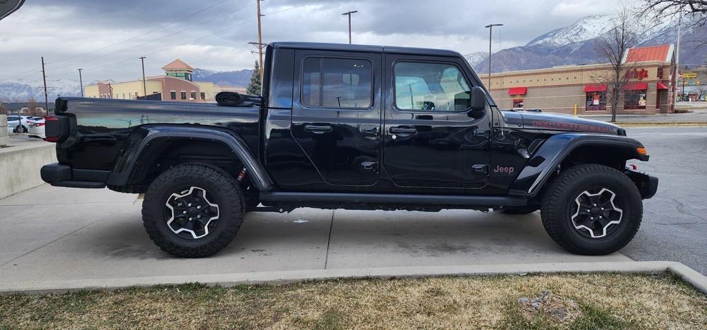 used 2022 Jeep Gladiator car, priced at $35,395