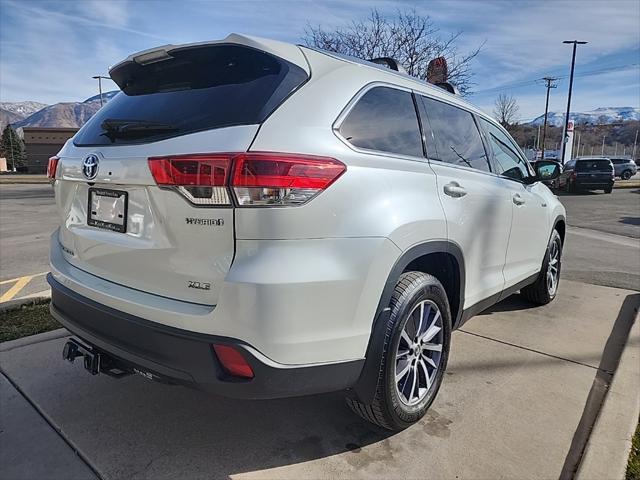 used 2019 Toyota Highlander Hybrid car, priced at $33,295