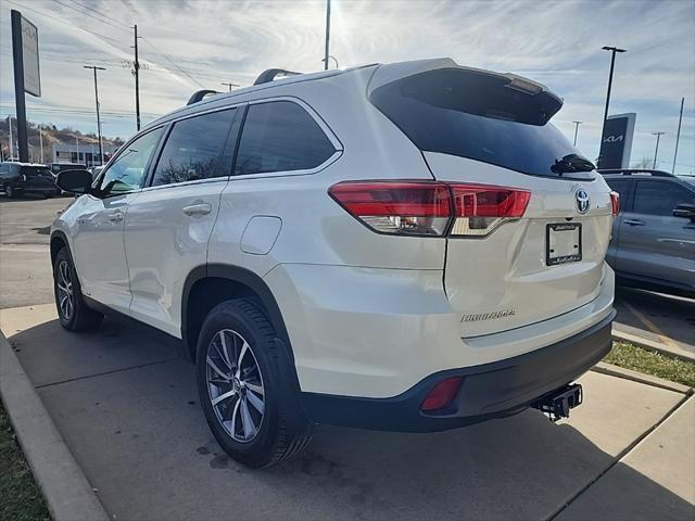 used 2019 Toyota Highlander Hybrid car, priced at $33,295