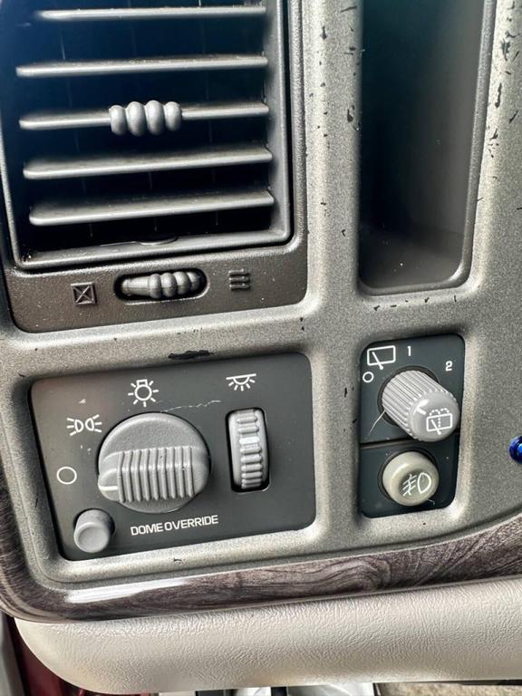used 2001 GMC Yukon car, priced at $3,900
