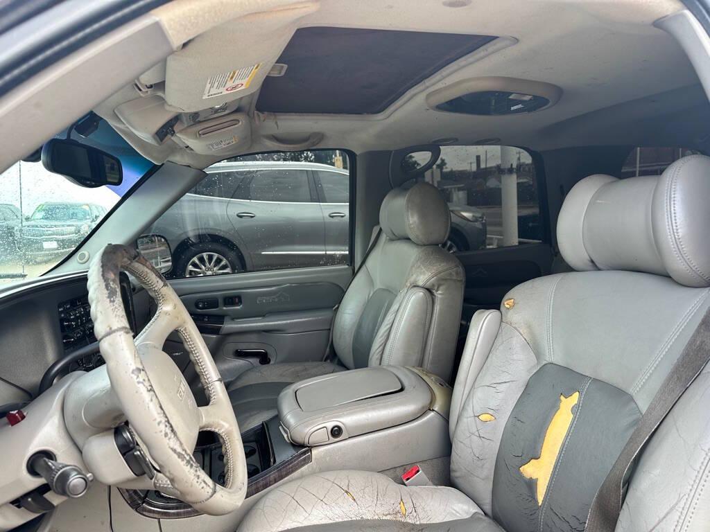 used 2001 GMC Yukon car, priced at $3,900