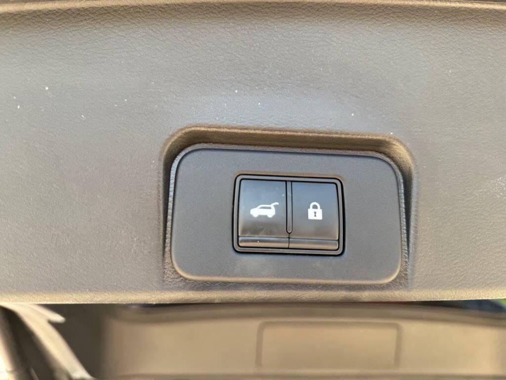 used 2022 Nissan Rogue car, priced at $21,900