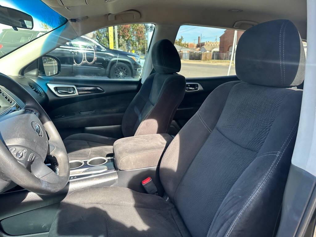 used 2014 Nissan Pathfinder car, priced at $7,998