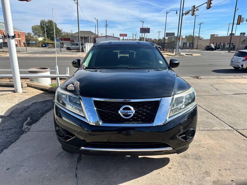 used 2014 Nissan Pathfinder car, priced at $7,998
