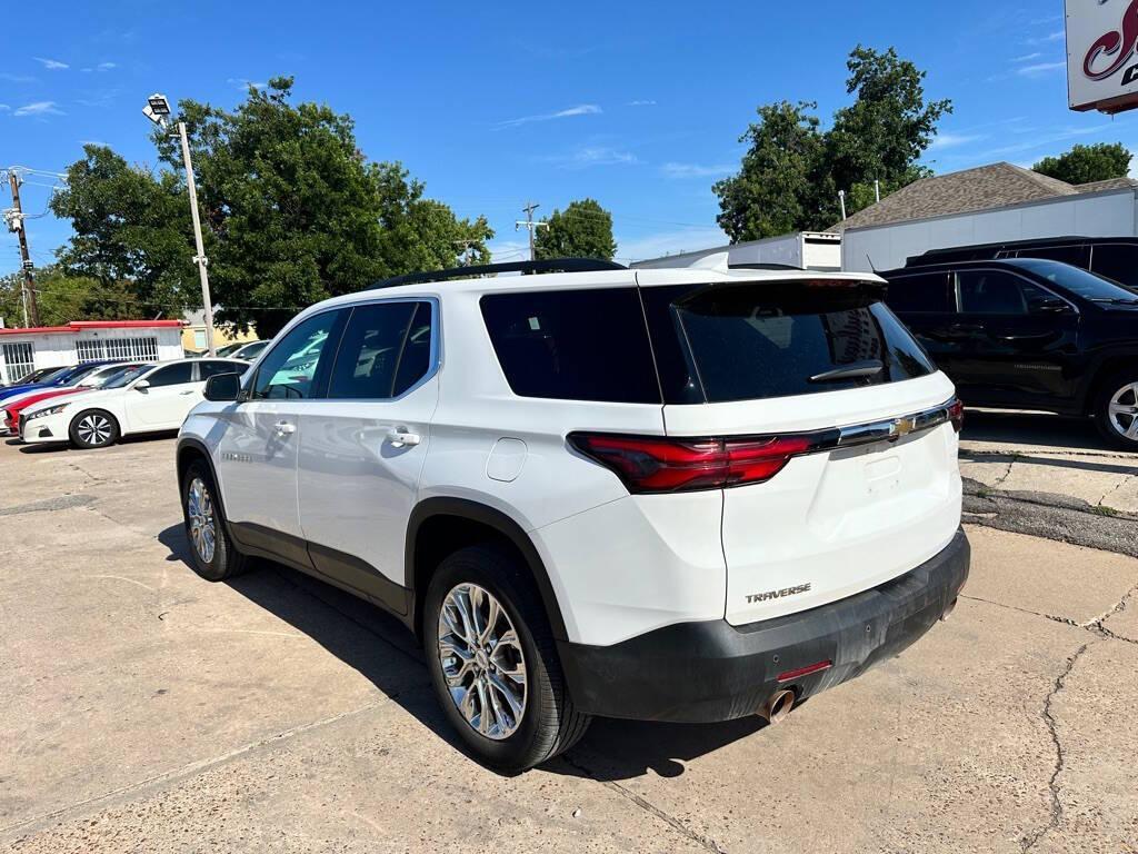 used 2023 Chevrolet Traverse car, priced at $15,900
