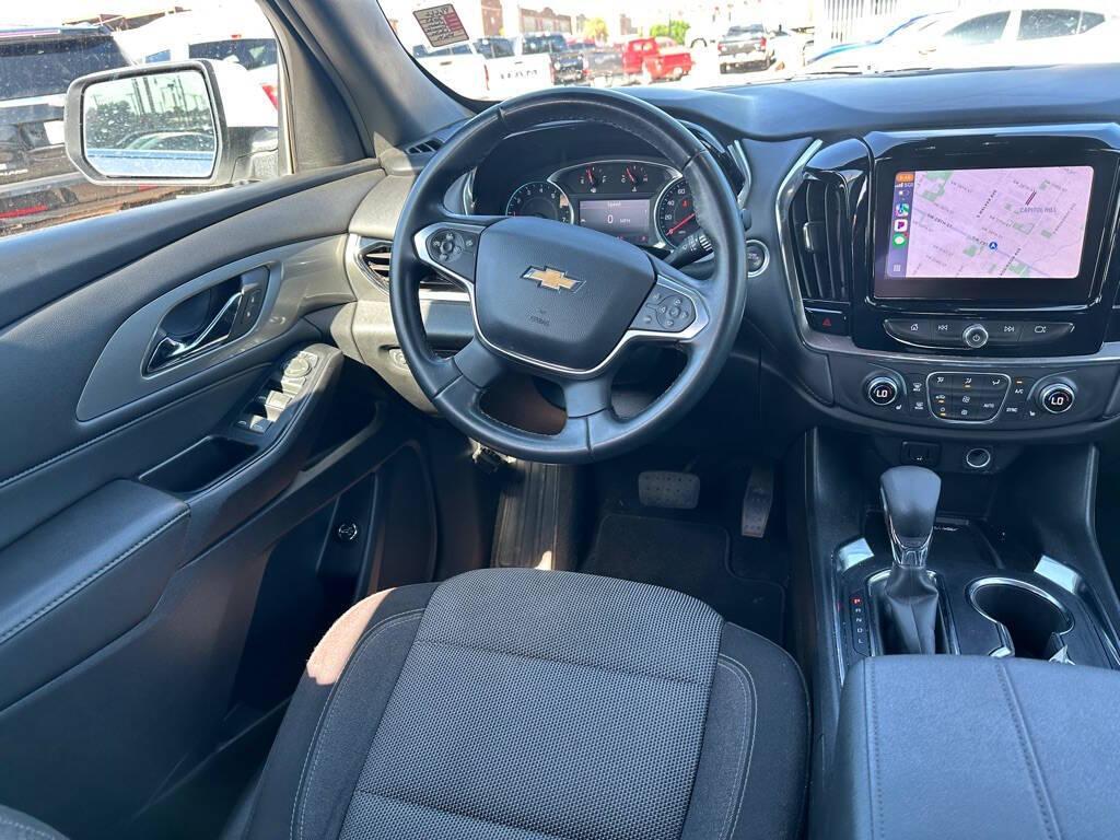 used 2023 Chevrolet Traverse car, priced at $15,900