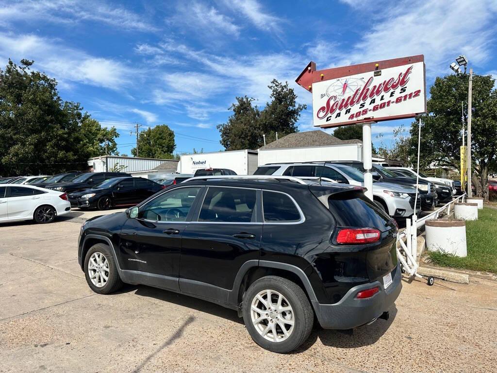 used 2018 Jeep Cherokee car, priced at $10,998