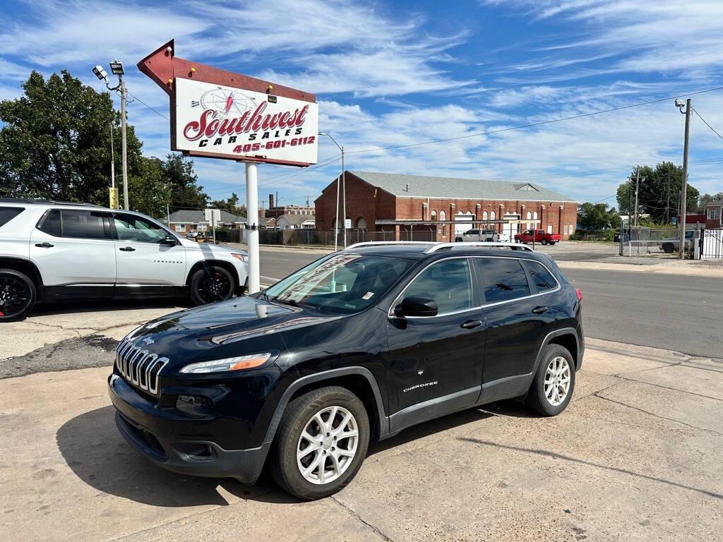 used 2018 Jeep Cherokee car, priced at $10,998