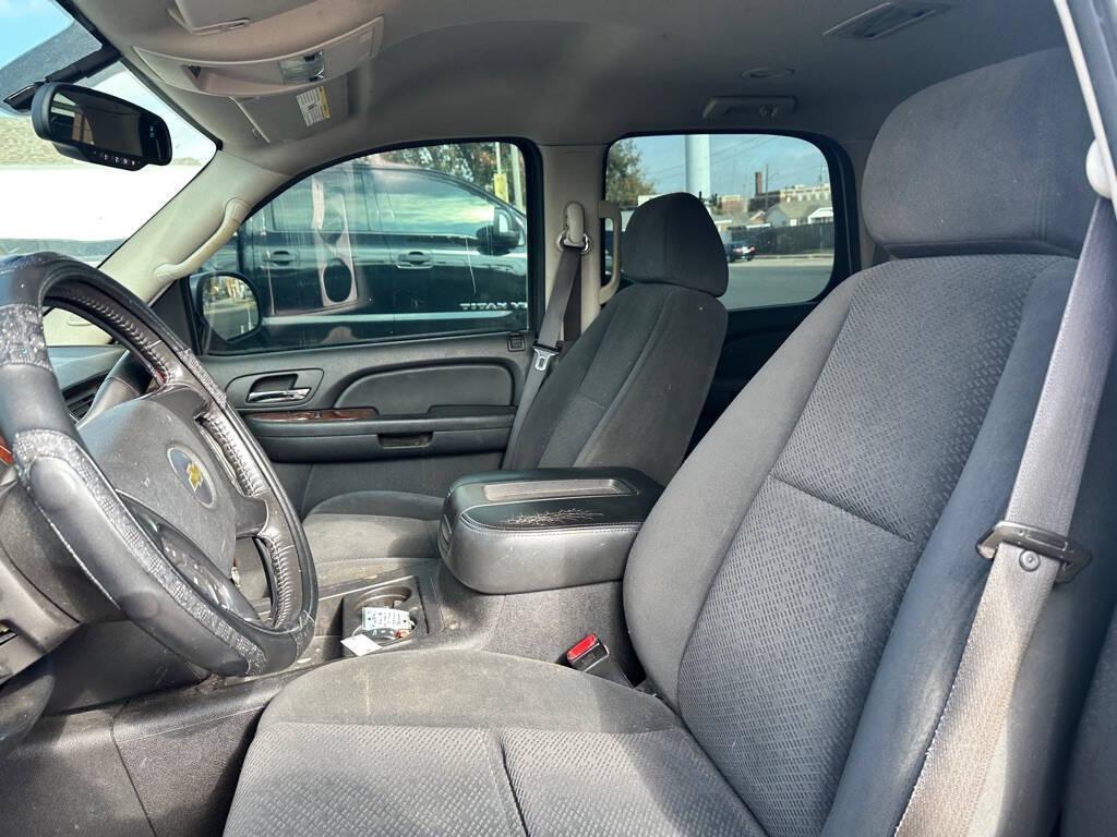 used 2007 Chevrolet Tahoe car, priced at $4,988