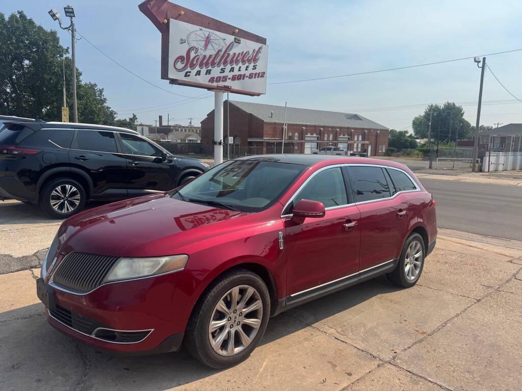 used 2013 Lincoln MKT car, priced at $3,900