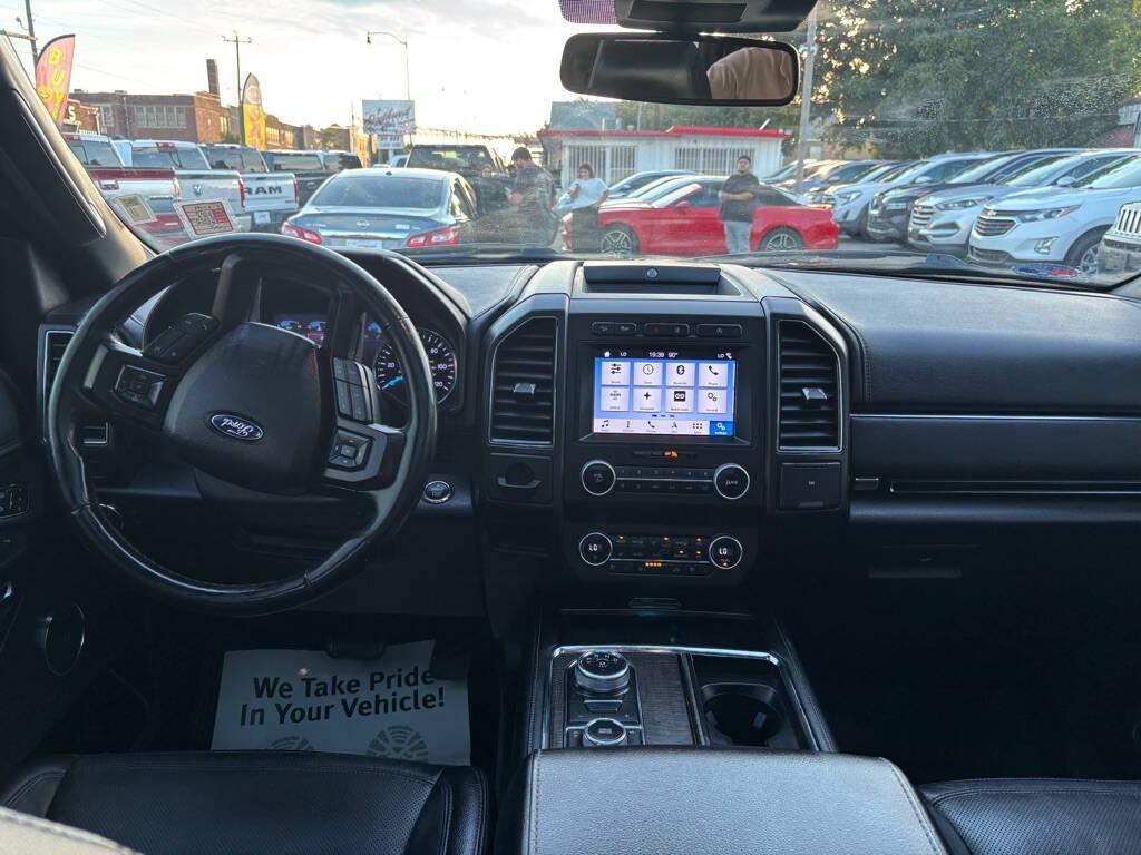 used 2019 Ford Expedition car, priced at $24,998