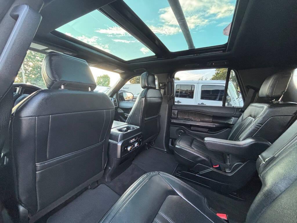 used 2019 Ford Expedition car, priced at $24,998