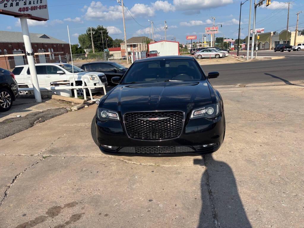 used 2022 Chrysler 300 car, priced at $29,998