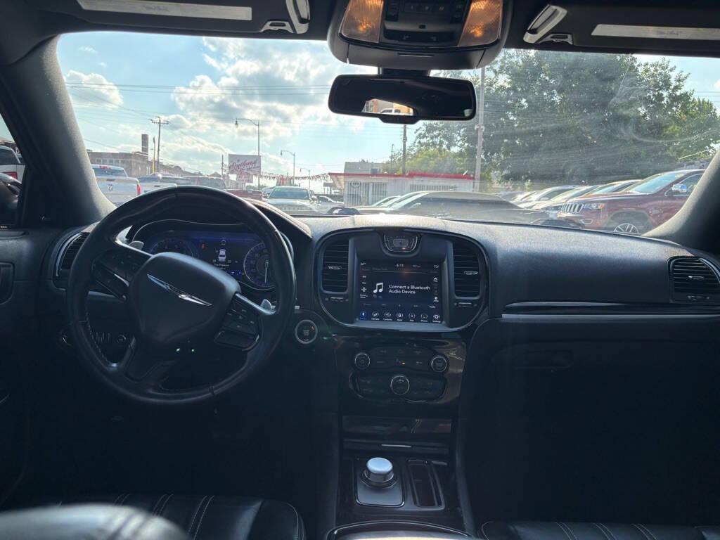 used 2022 Chrysler 300 car, priced at $29,998