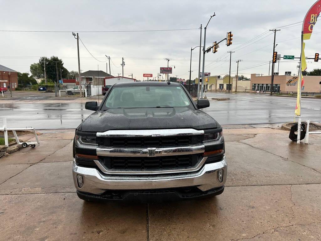 used 2018 Chevrolet Silverado 1500 car, priced at $19,998