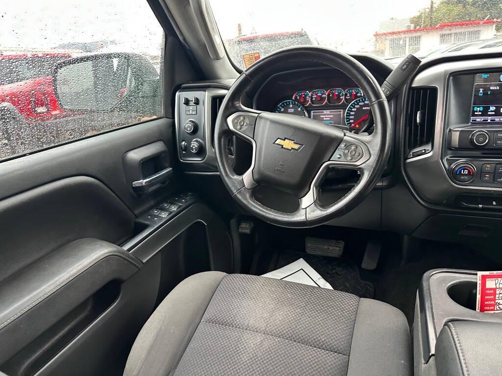 used 2018 Chevrolet Silverado 1500 car, priced at $19,998