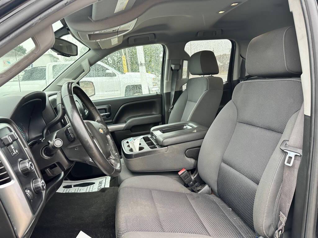 used 2018 Chevrolet Silverado 1500 car, priced at $19,998