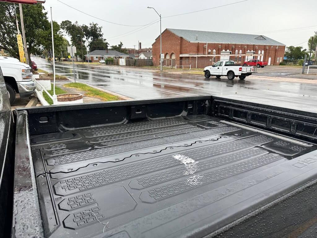 used 2018 Chevrolet Silverado 1500 car, priced at $19,998