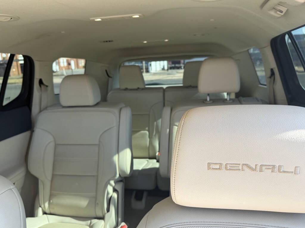 used 2022 GMC Acadia car, priced at $23,988