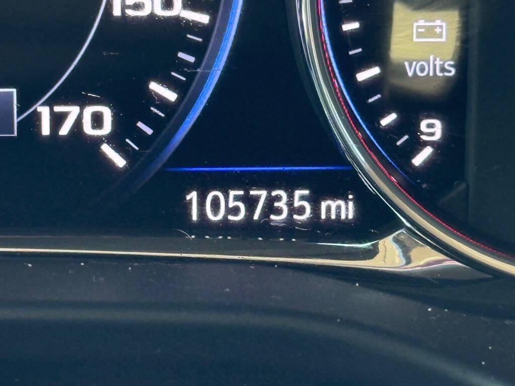 used 2022 GMC Acadia car, priced at $23,988