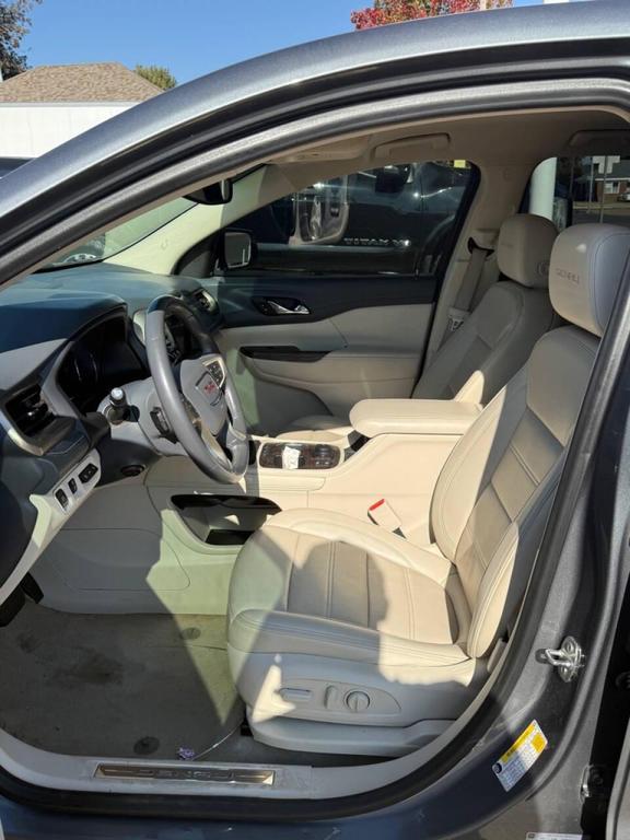 used 2022 GMC Acadia car, priced at $23,988