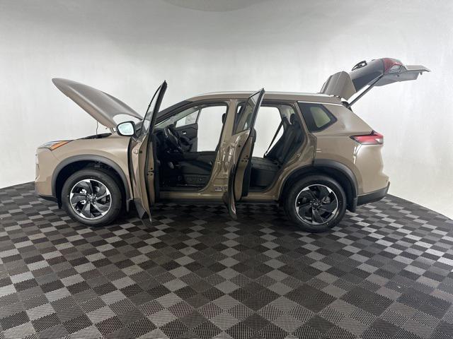 new 2025 Nissan Rogue car, priced at $31,221