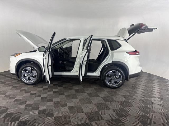 new 2025 Nissan Rogue car, priced at $30,589