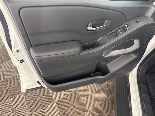 new 2026 Nissan Frontier car, priced at $41,522